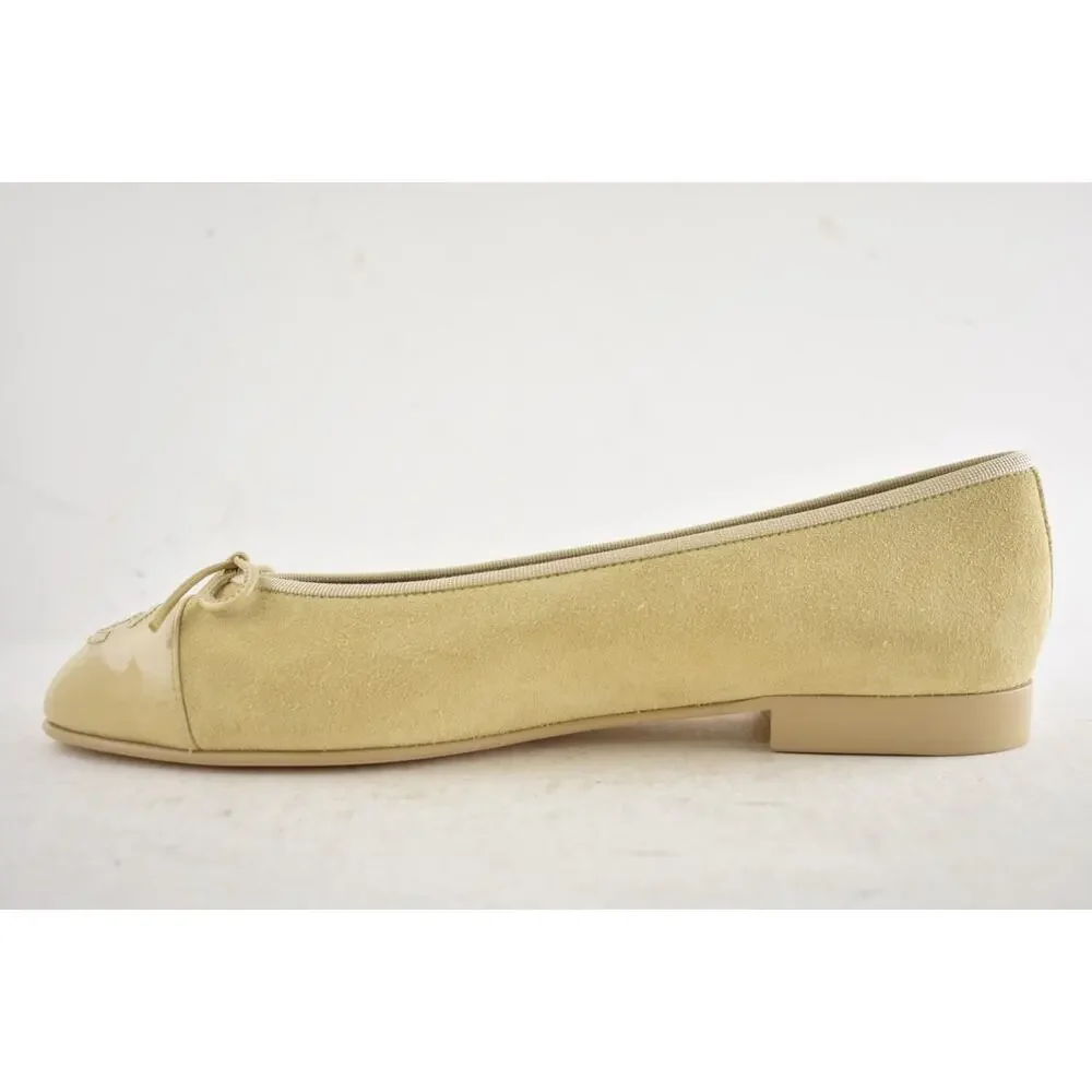 Chanel 26A Beige Suede Patent Leather CC Logo Bow Tie Ballet Ballerina Flat 39.5 - Picture 15 of 16